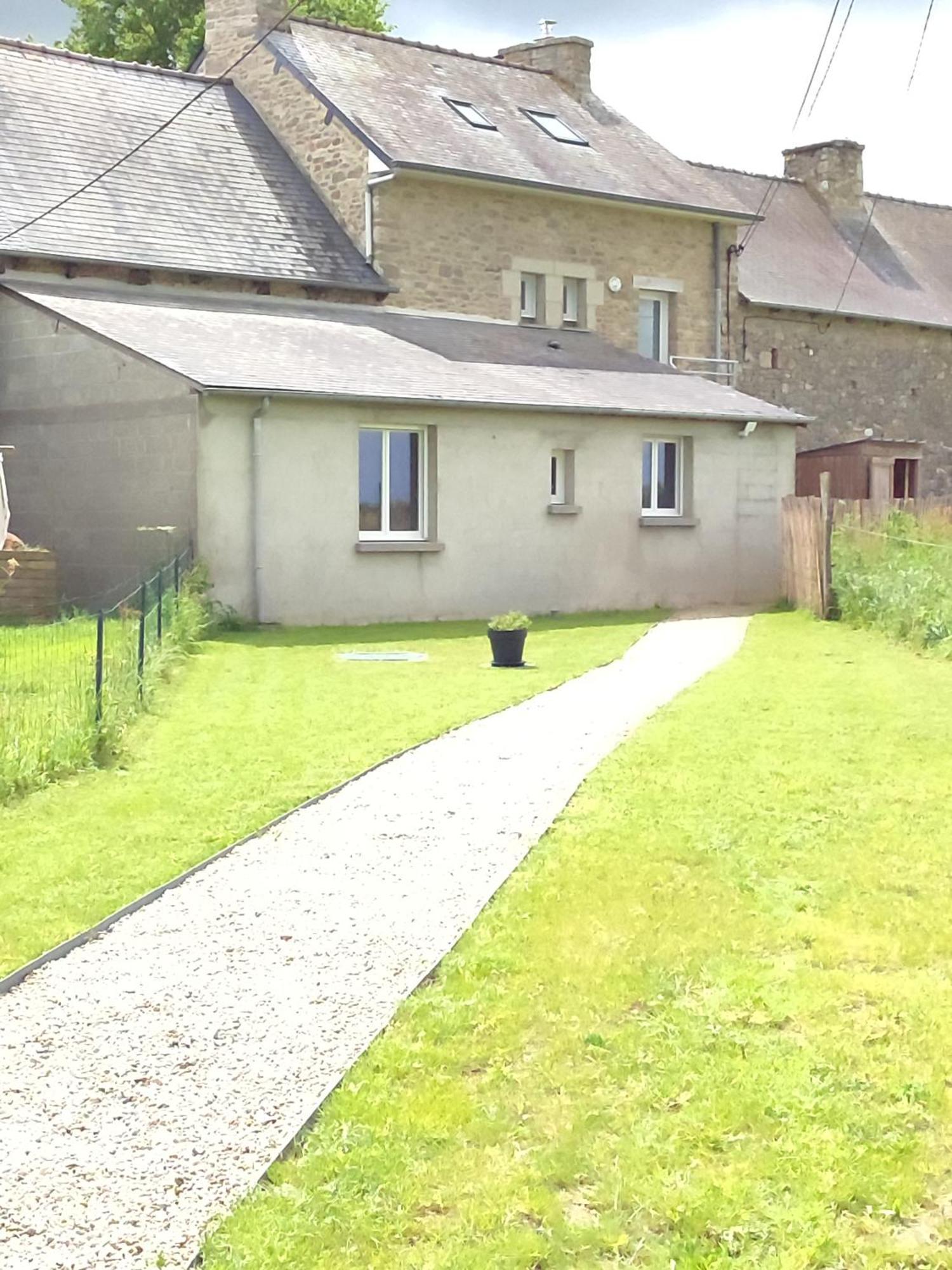 Gite Des Mezieres Brusvily Exteriör bild