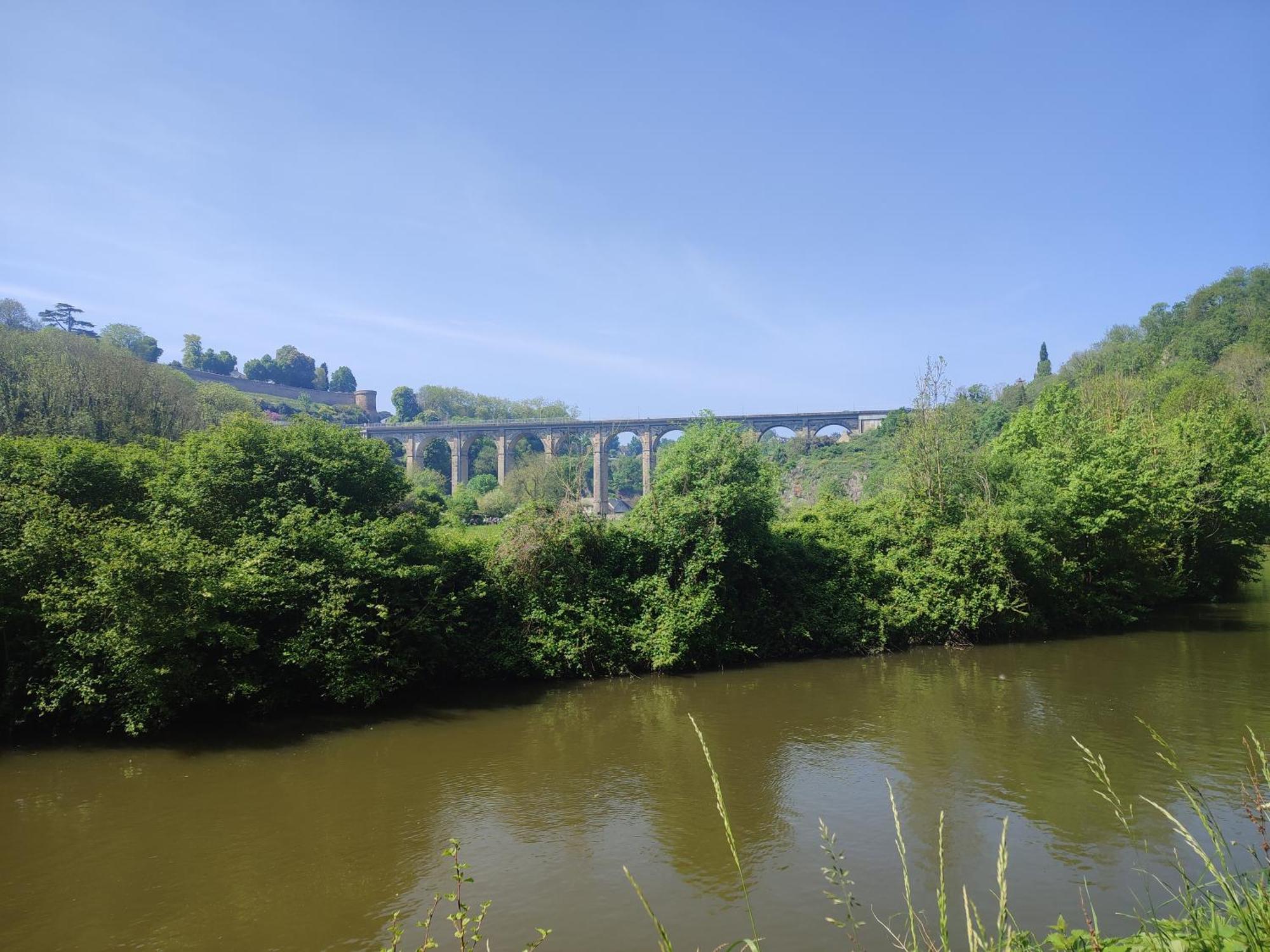 Gite Des Mezieres Brusvily Exteriör bild